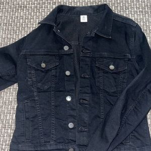 H & M Women’s Black Denim Jacket sz 8